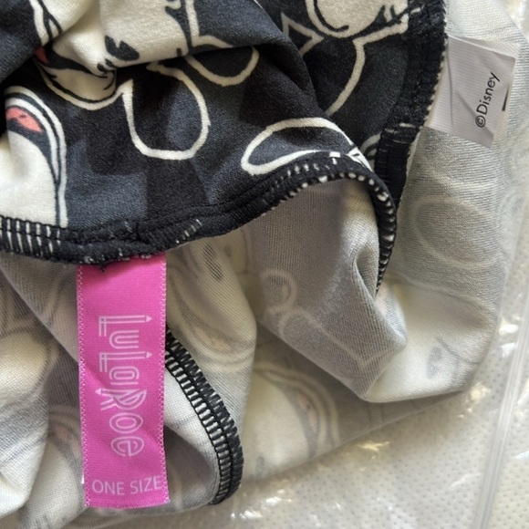 NEW!!! Disney Mickey Mouse Leggings OS Onesize Lularoe Gray Black White - Picture 8 of 9